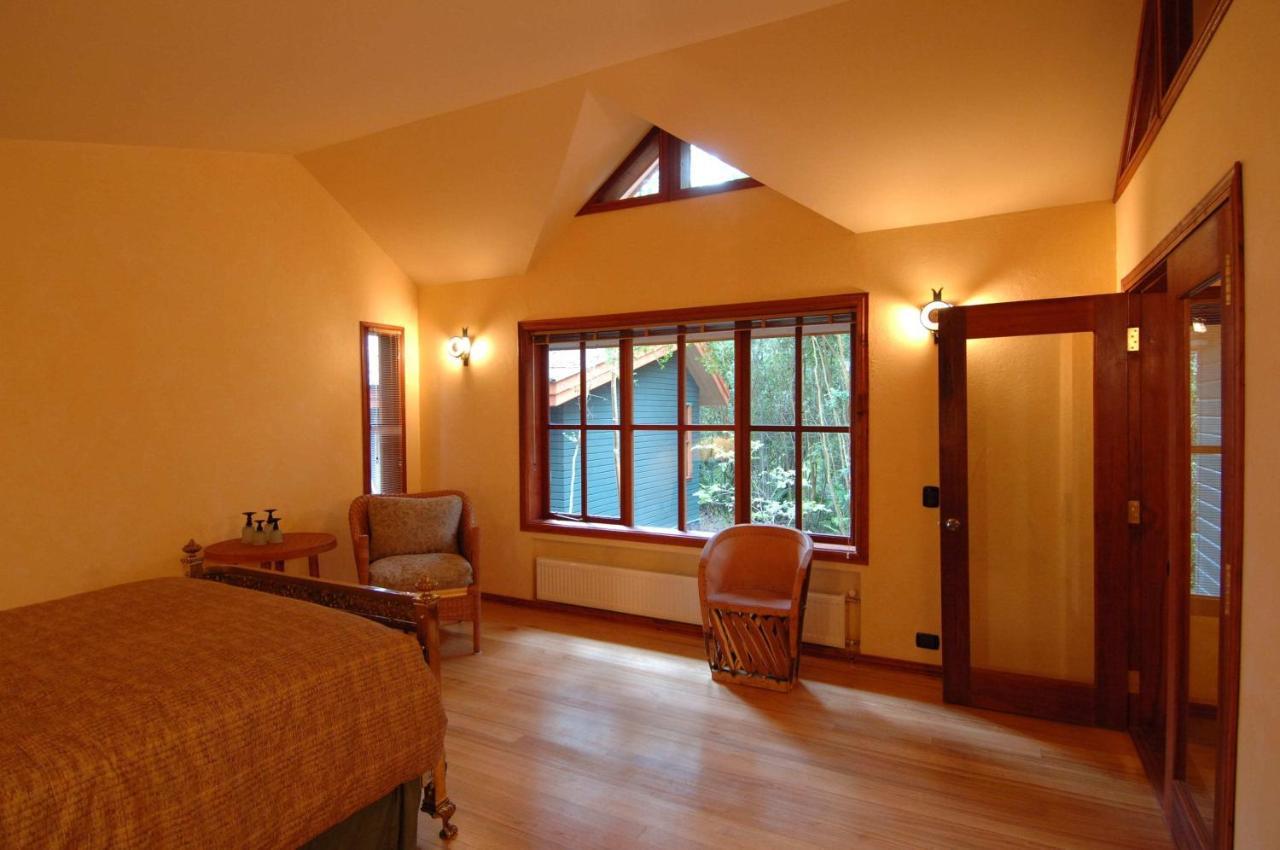 Yan Kee Way Lodge Bungalow Puerto Varas Exterior photo