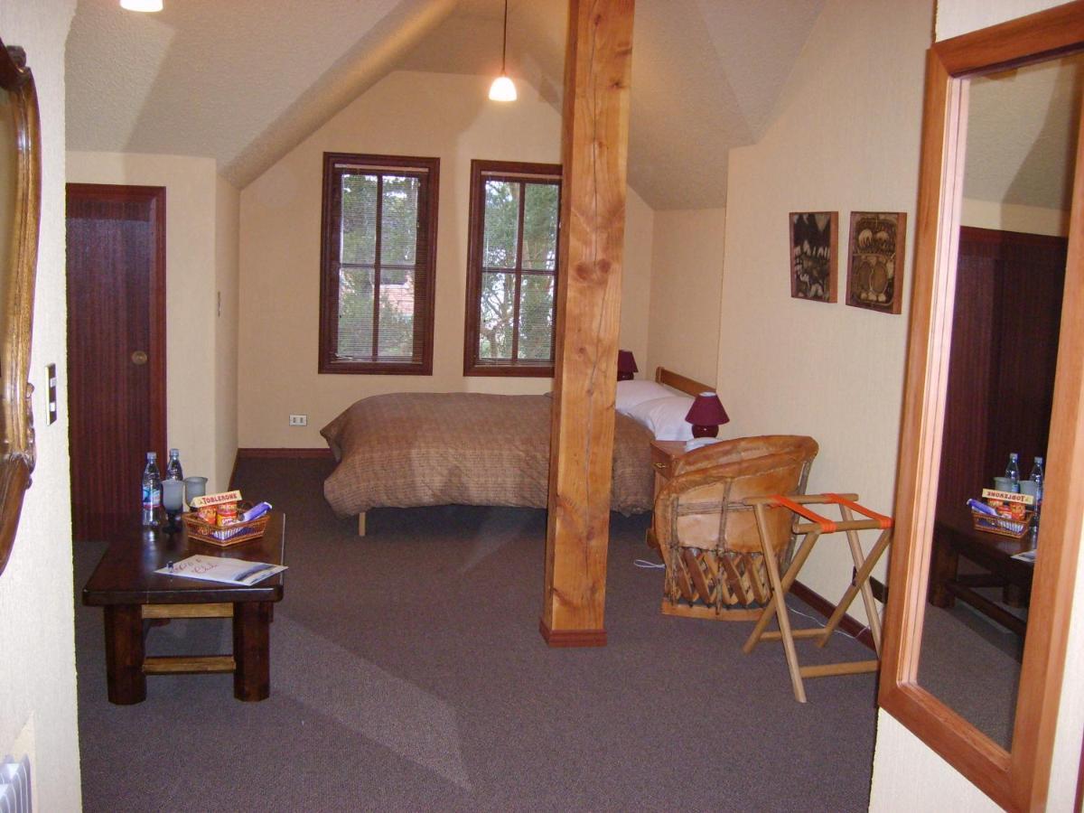 Yan Kee Way Lodge Bungalow Puerto Varas Exterior photo